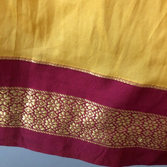 Courage My Love skirt T.O. Vintage store - Picture 2 of 10